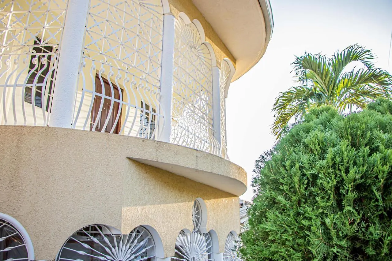 Carnation 156 Apartment Montego Bay