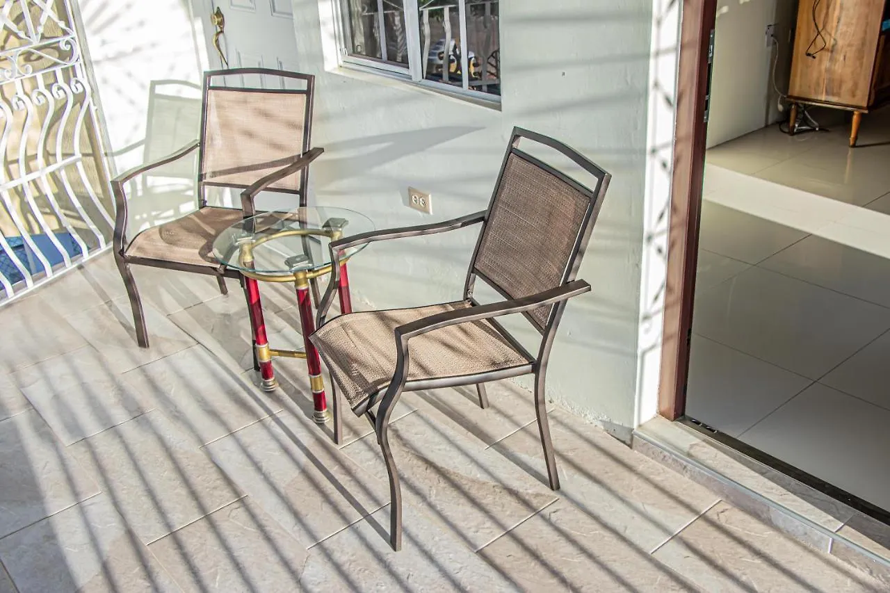Carnation 156 Apartment Montego Bay