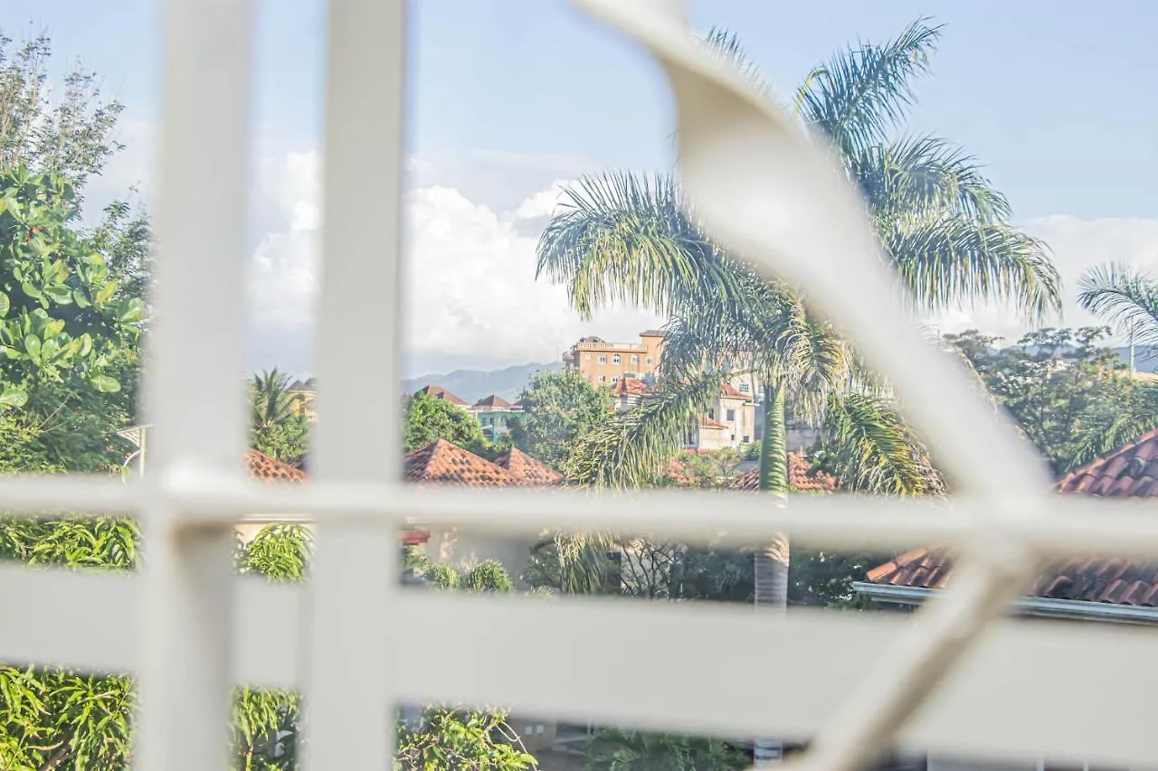 Carnation 156 Apartment Montego Bay